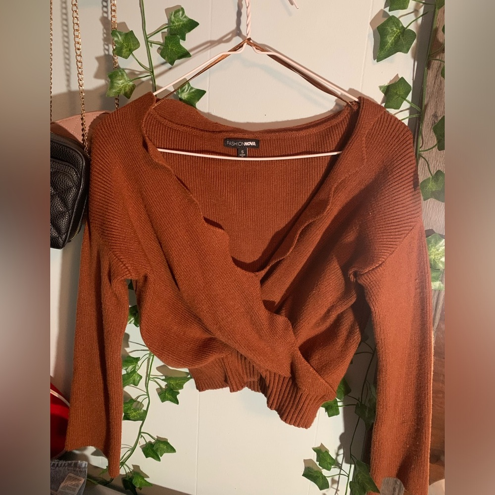 Small fashion nova sweater